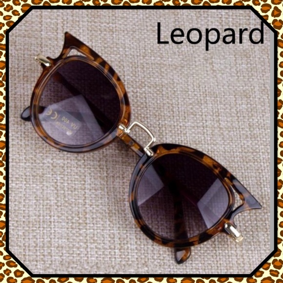 😎New😎 “Girls Cat Eye Sunglasses” 😎 - Picture 3 of 5